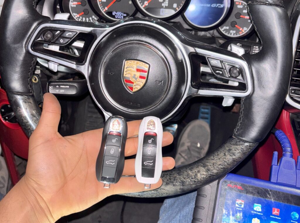 ساخت کلید و ریموت خودروهای خارجی در اهواز